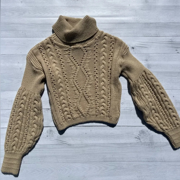 Pretty Little Thing Petite Khaki Roll Neck Crop Turtleneck Sweater Size S - Picture 3 of 13